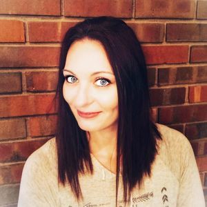 Meet your Posher, Bobbi